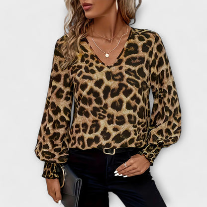 Chic Leopard Print Blouse