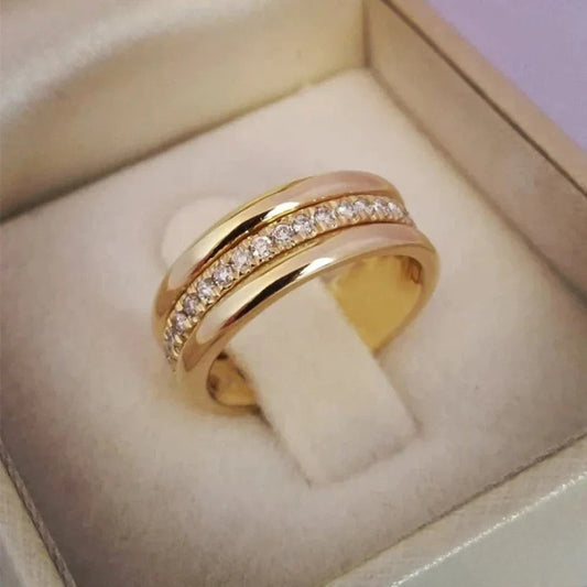 Stylish Double Ring with Zirconia Inlay