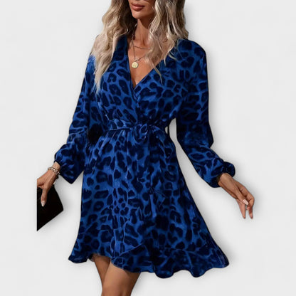 Stylish Leopard Print Dress with V-Neck and Tie Belt
