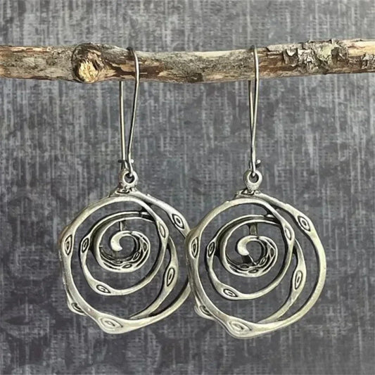 Retro Silver Labyrinth Design Earrings