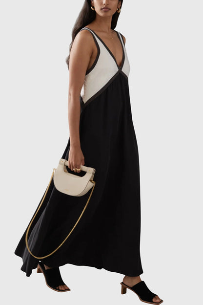 Summer Boho Dress with V-Neck