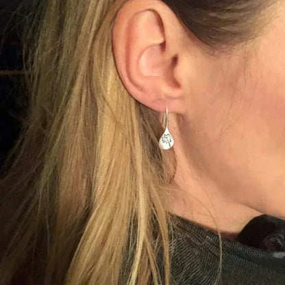Elegant Silver Dandelion Leaf Design Earrings