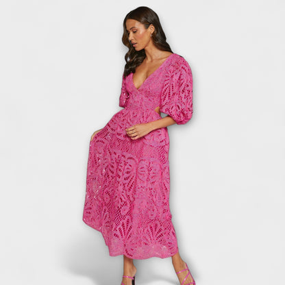 Chic Dress with Subtle Details