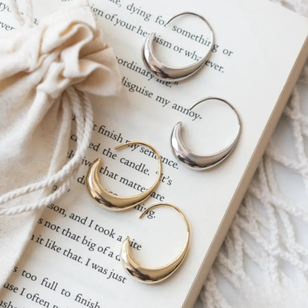 Chic Earrings