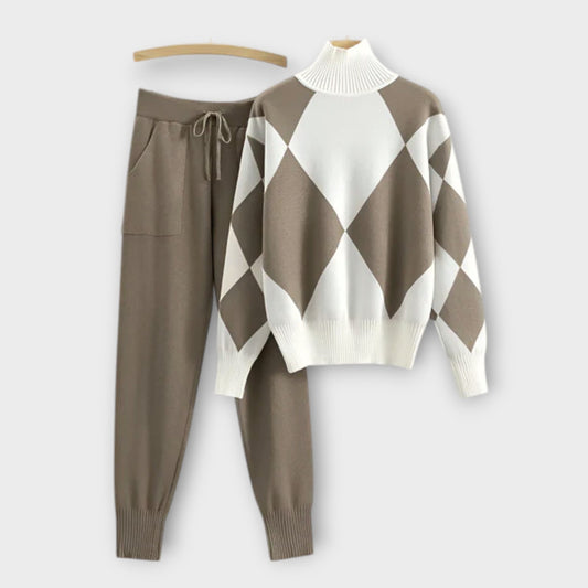 Laura - Stylish Two-Piece Set