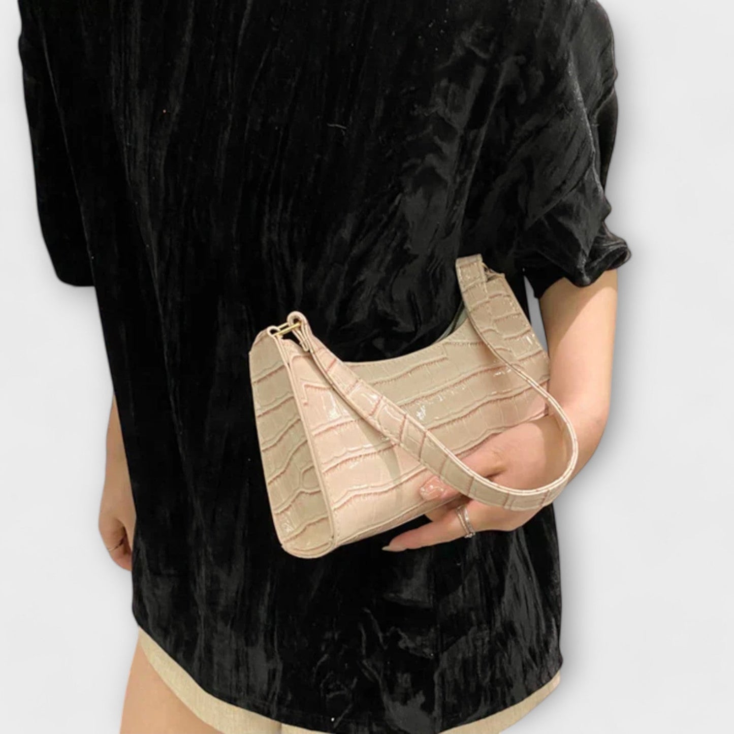Lora - Glossy Leather Bag