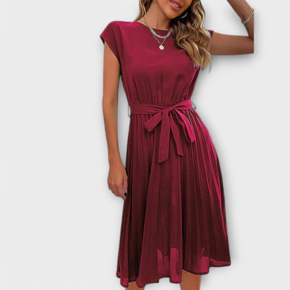Claire - Casual Midi Dress with Short Sleeves and Pleats