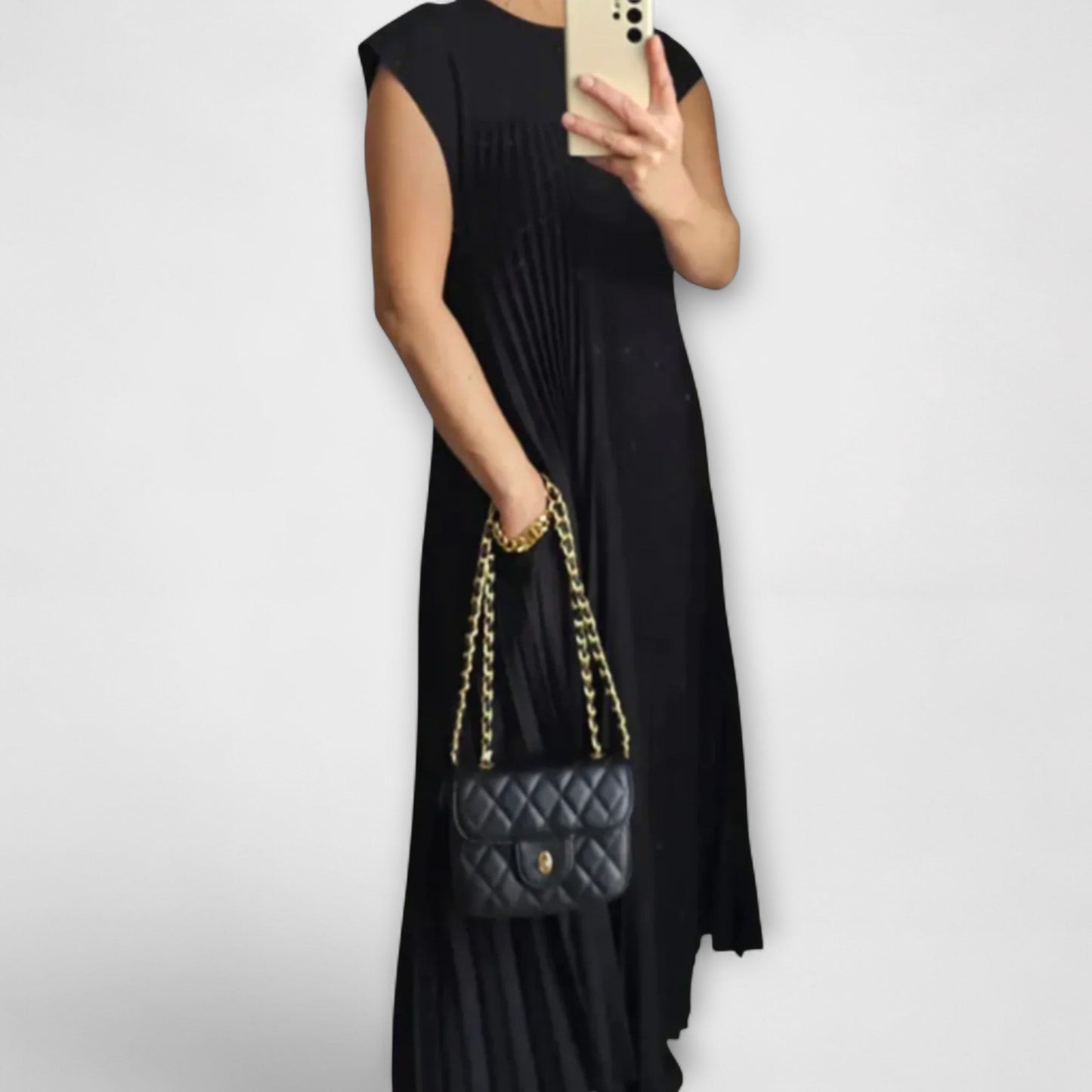 Zairelle – Stylish Pleated Dress