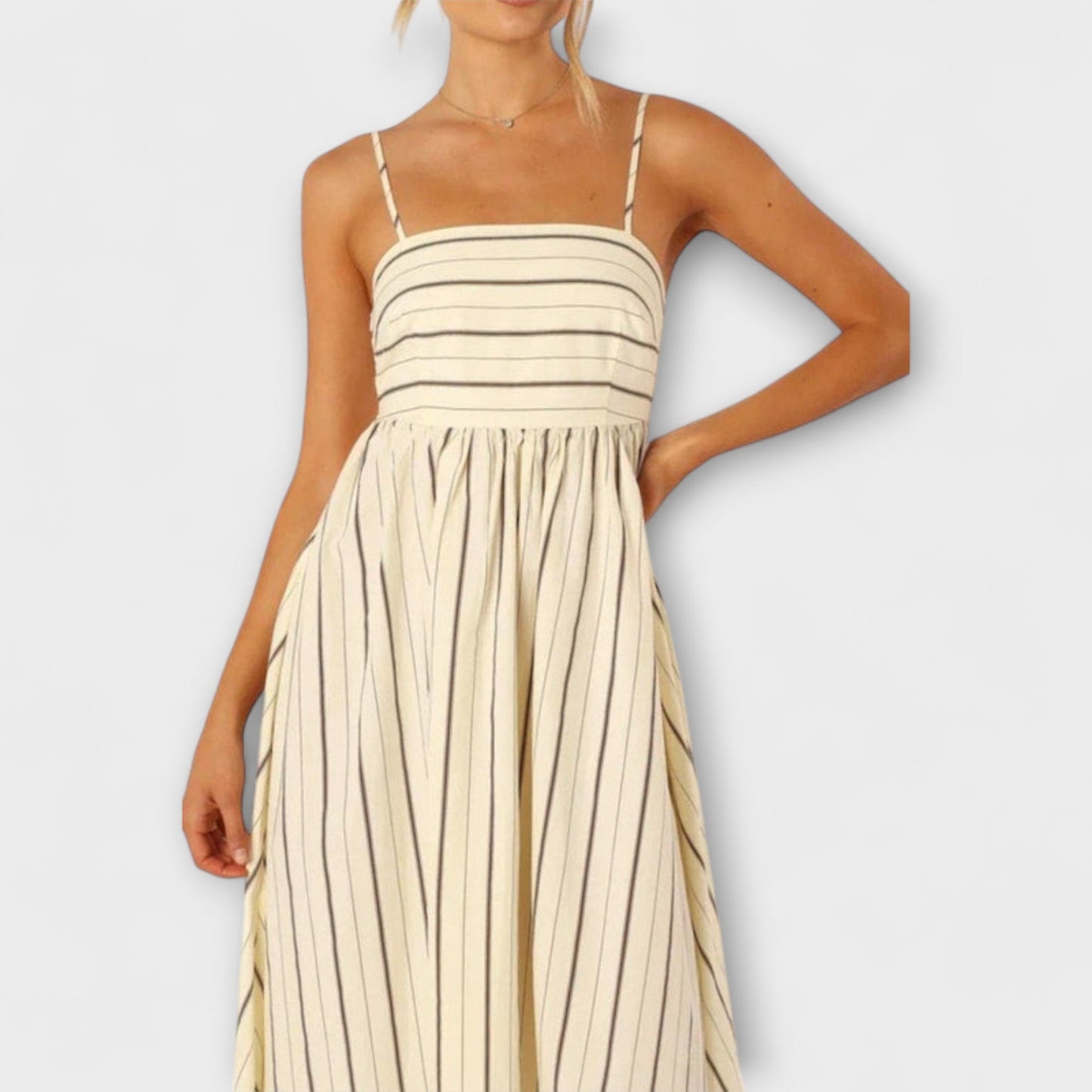 Svea - Maxi Dress in Soft Bloom