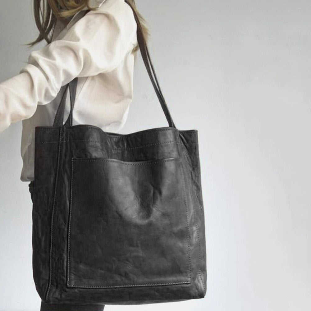 Lora - Stylish and Functional Shoulder Bag