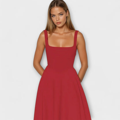 Scarlett - Elegant Evening Gown