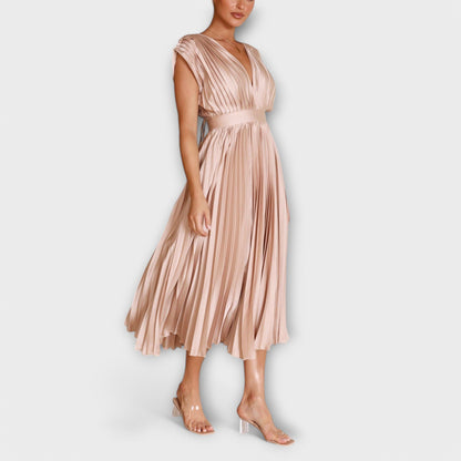 Maria - Chic Pleated Dress