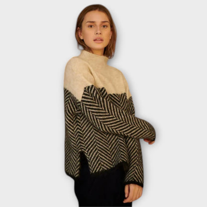 Maeve - Cozy Turtleneck Sweater