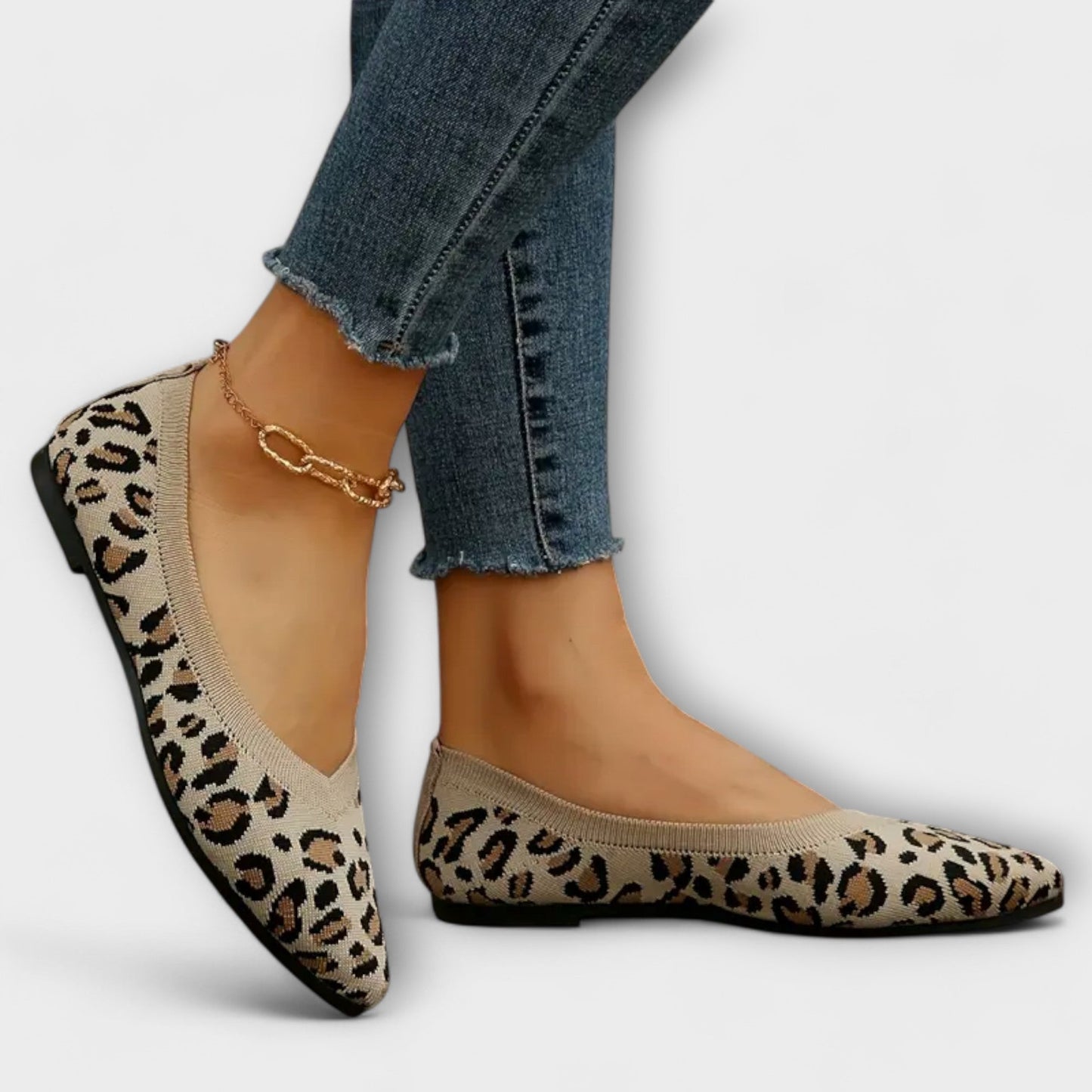 Leopard Print Pointed-Toe Flats