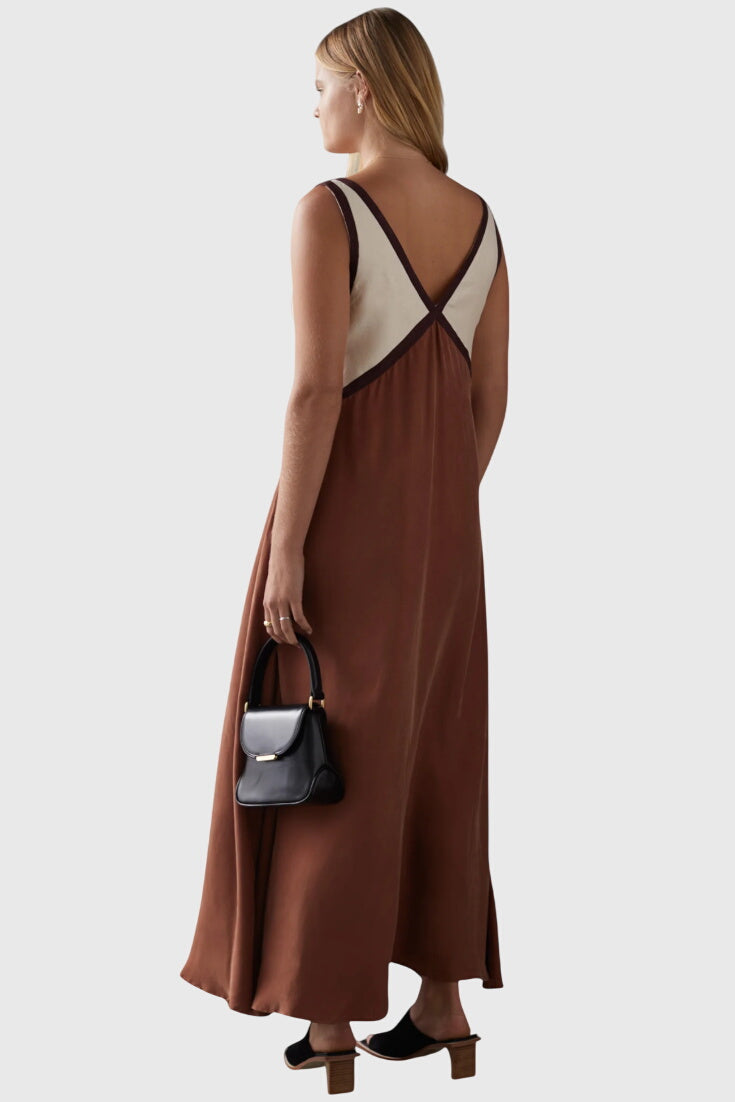 Summer Boho Dress with V-Neck