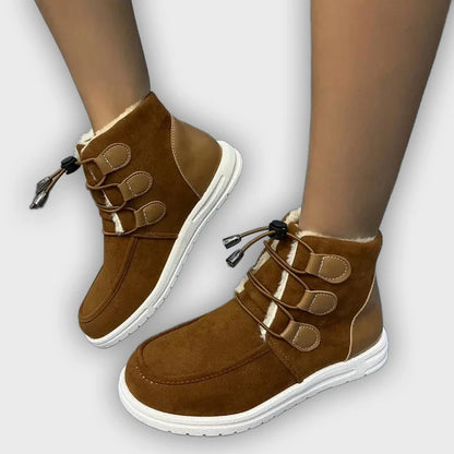Freya – Women’s Flat Ankle Boots with Round Toe & Rugged Outdoor Sole