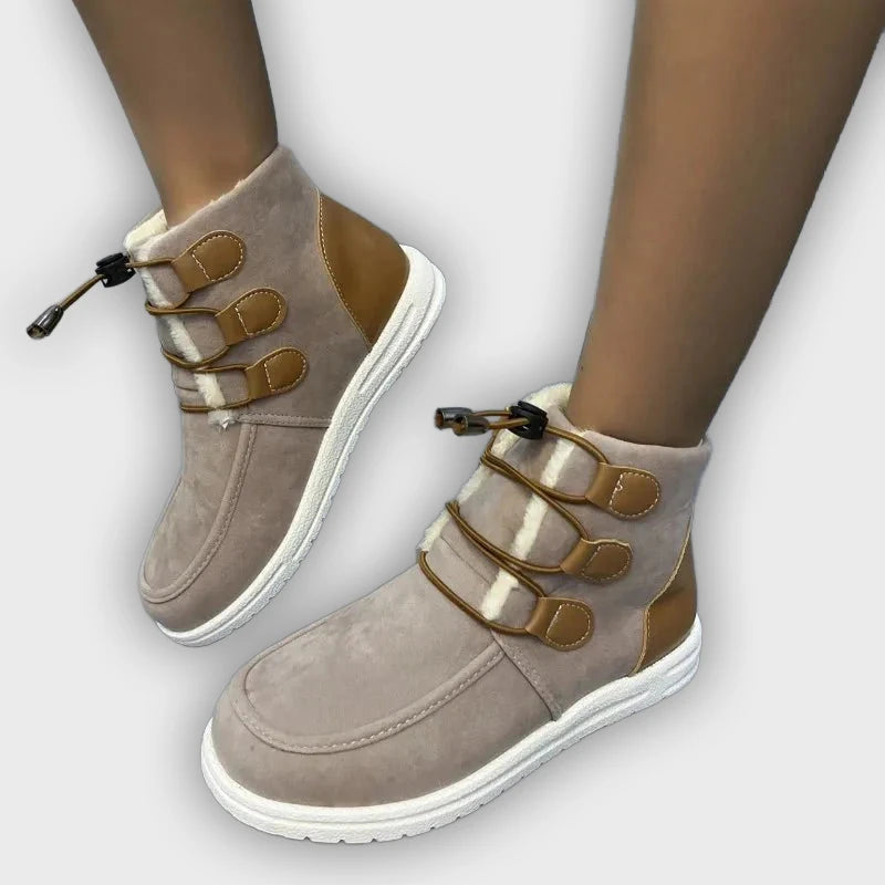 Freya – Women’s Flat Ankle Boots with Round Toe & Rugged Outdoor Sole
