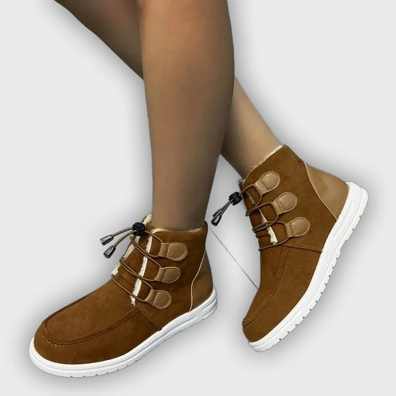Freya – Women’s Flat Ankle Boots with Round Toe & Rugged Outdoor Sole