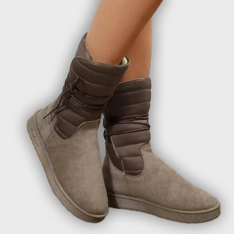 Svala – Women’s Lace-Up Boots with Fur Lining