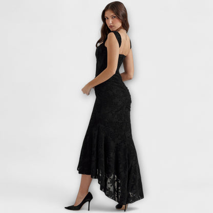 Renske - Elegant Long Dress with Refined Corset