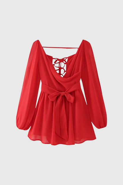 Mini dresses with a V-neck and light sleeves