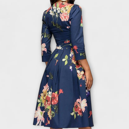 Retrozo - Stylish Knee-Length Dress