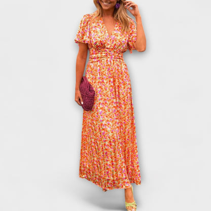 Elsie - Timeless V-Neck Dress